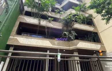 Imagem: O apartamento à venda possui 4 Dormitórios, 4 Banheiros, 3