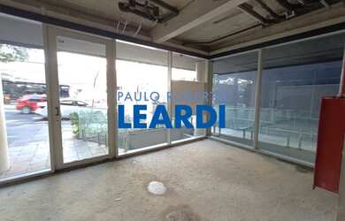 Imagem: O depósito possui 389m² de Área e está localizado em Pinheiros
