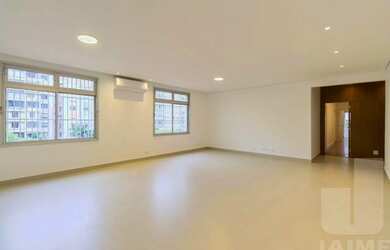 Imagem 2: Apartamento com 3 dormitórios , 3 suites, varanda , 191m2 e 1 vaga -...