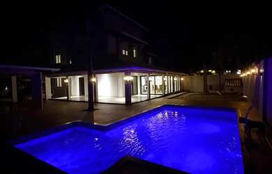 Imagem 12: Lindo sobrado. Piscina, Churrasqueira, Imóvel mobiliadoeAr-condicionado