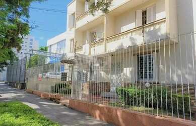 Imagem 1: Apartamento para Venda 3 dormitórios, Menino Deus térreo com pátio