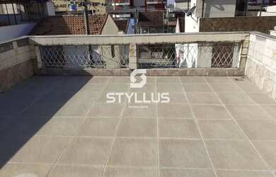 Imagem: A casa possui 3 Dormitórios, 3 Banheiros, 1 Vaga na garagem