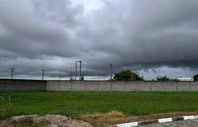 Imagem: A casa em condomínio possui 4 Dormitórios, 3 Banheiros, 1