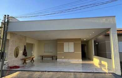 Imagem: A casa em condomínio possui 2 Dormitórios, 2 Banheiros, 2