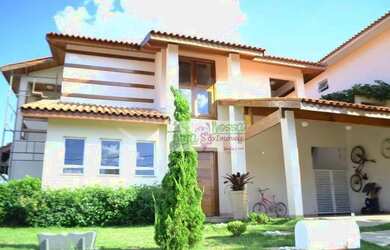 Imagem: A casa em condomínio possui 3 Dormitórios, 5 Banheiros, 4