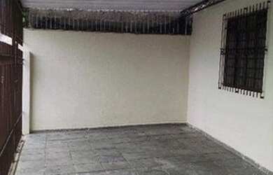 Imagem: O depósito possui 2 Vagas na garagem, 100m² de Área e está