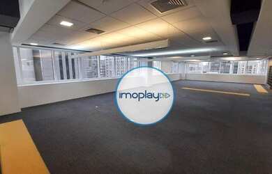 Imagem: O depósito possui 5 Vagas na garagem, 576m² de Área e está