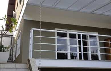 Imagem: A casa em condomínio possui 3 Dormitórios, 5 Banheiros, 4