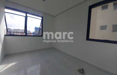 Imagem: O depósito à venda possui 1 Vaga na garagem e 44m² de Área