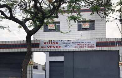 Imagem: O depósito possui 5 Vagas na garagem, 670m² de Área e está