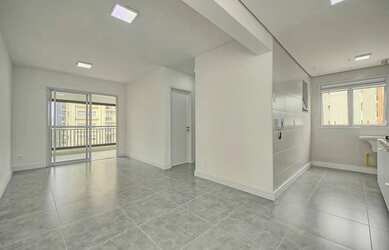 Imagem: O apartamento possui 2 Dormitórios, 2 Banheiros, 2 Vagas na