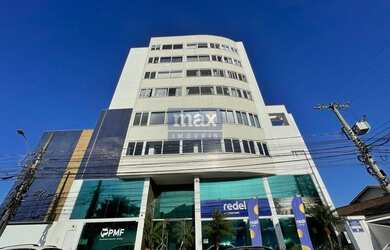 Imagem: O apartamento possui 2 Dormitórios, 3 Banheiros, 1 Vaga na