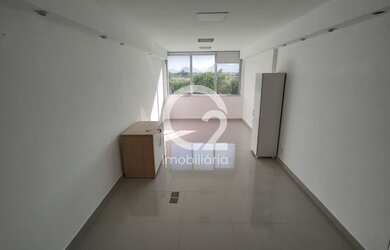 Imagem: O depósito possui 1 Vaga na garagem, 27m² de Área e está