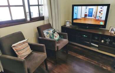 Imagem 3: Linda casa no bairro Caiçaras