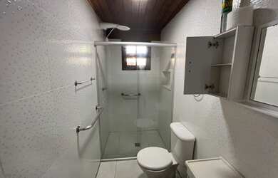 Imagem 7: Casa térrea no Itagua. Piscina, 100m² de Área, 5 Vagas na garageme2...