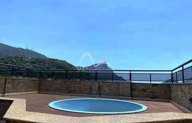 Imagem: O apartamento na cobertura possui 4 Dormitórios, 4 Banheiros