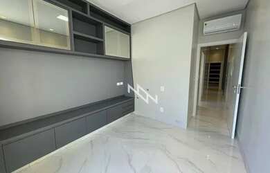 Imagem 9: Casa com 3 dormitórios à venda por R$ 2.300.000 - Portal do Sol Green...