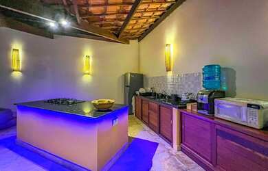 Imagem: A casa possui 3 Dormitórios, 3 Banheiros, 5 Vagas na garagem