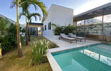 Imagem: A casa em condomínio possui 2 Dormitórios, 2 Banheiros, 2