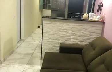 Imagem: A casa possui 2 Dormitórios, 2 Banheiros, 90m² de Área e