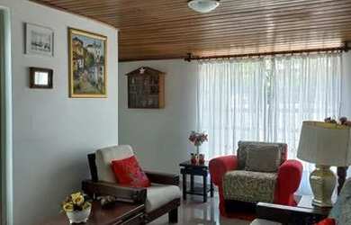 Imagem 10: Casa PORTO ALEGRE RS. Churrasqueira, Área de serviço, Lareirae2 Banheiros