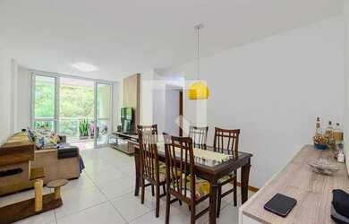 Imagem: O apartamento possui 3 Dormitórios, 2 Banheiros, 2 Vagas na