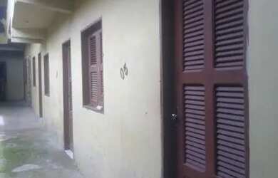 Imagem: O depósito possui 300m² de Área e está localizado em Jarí