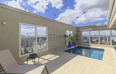 Imagem: O apartamento na cobertura possui 5 Dormitórios, 5 Banheiros