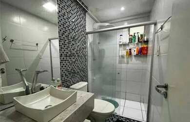 Imagem 5: Apartamento para venda possui 70 metros quadrados com 2 quartos em Pituba...