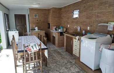 Imagem 15: Casa em Tijucas. Churrasqueira, Varanda, 153m² de Áreae2 Vagas na garagem