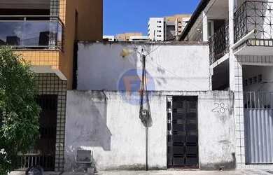 Imagem: A casa possui 1 Dormitório, 1 Banheiro, 40m² de Área e está