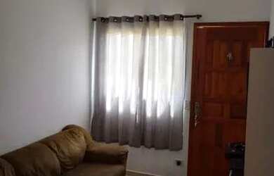 Imagem: A casa possui 2 Dormitórios, 2 Banheiros, 1 Vaga na garagem