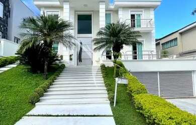 Imagem 1: Melville. Piscina, Churrasqueira, 720m² de Áreae5 Vagas na garagem