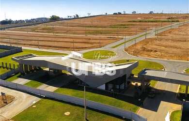 Imagem: O terreno possui 250m² de Área e está localizado em Recanto