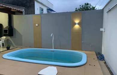 Imagem: A casa em condomínio possui 3 Dormitórios, 3 Banheiros e 2