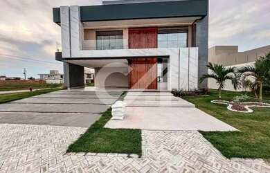 Imagem: A casa em condomínio possui 4 Dormitórios, 5 Banheiros, 4