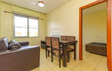 Imagem: O apartamento possui 1 Dormitório, 1 Banheiro, 1 Vaga na garagem