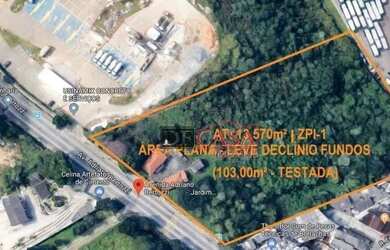 Imagem: O terreno possui 13570m² de Área e está localizado em Colônia