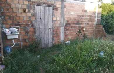 Imagem 2: Casa para venda. 300m² de Área, 1 Vaga na garageme5 Dormitórios