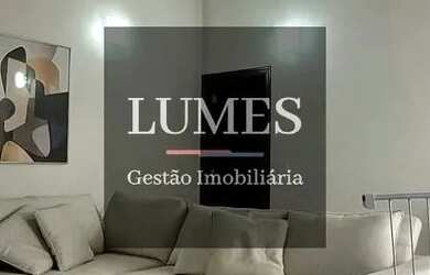 Imagem: A casa possui 3 Dormitórios, 3 Banheiros, 4 Vagas na garagem