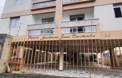 Imagem: O apartamento possui 2 Dormitórios, 2 Banheiros, 81m² de Área