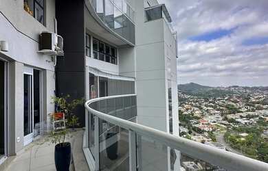 Imagem: O apartamento possui 2 Dormitórios, 4 Banheiros, 2 Vagas na