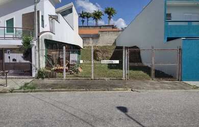 Imagem: O terreno possui 340m² de Área e está localizado em Jardim