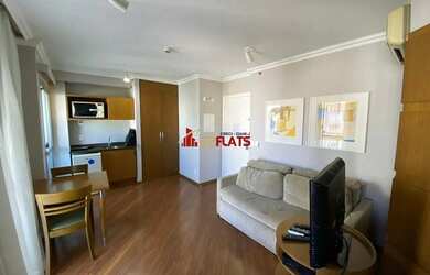 Imagem: O studio possui 1 Dormitório, 1 Banheiro, 1 Vaga na garagem