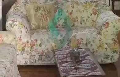 Imagem: A casa possui 3 Dormitórios, 5 Banheiros, 1 Vaga na garagem