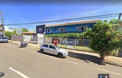Imagem: O depósito possui 2 Vagas na garagem, 150m² de Área e está