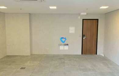 Imagem: O depósito possui 47m² de Área e está localizado em Empresarial