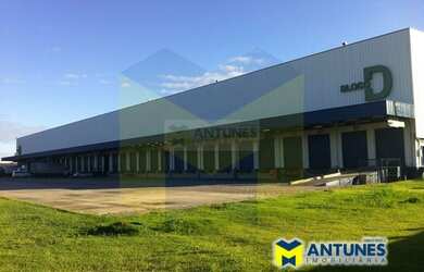 Imagem: O depósito possui 1.734m² de Área e está localizado em