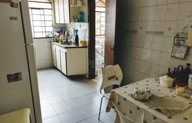 Imagem 13: Linda casa no bairro Caiçaras