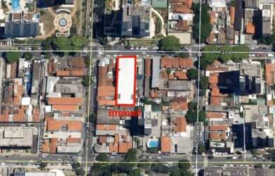 Imagem: O depósito possui 5 Vagas na garagem, 2.620m² de Área e